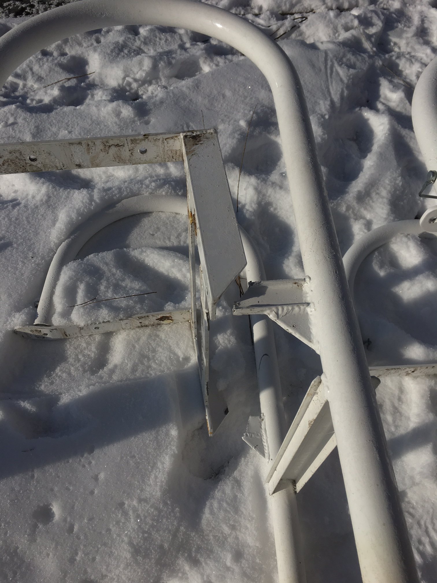 broken-ladder-from-the-ice